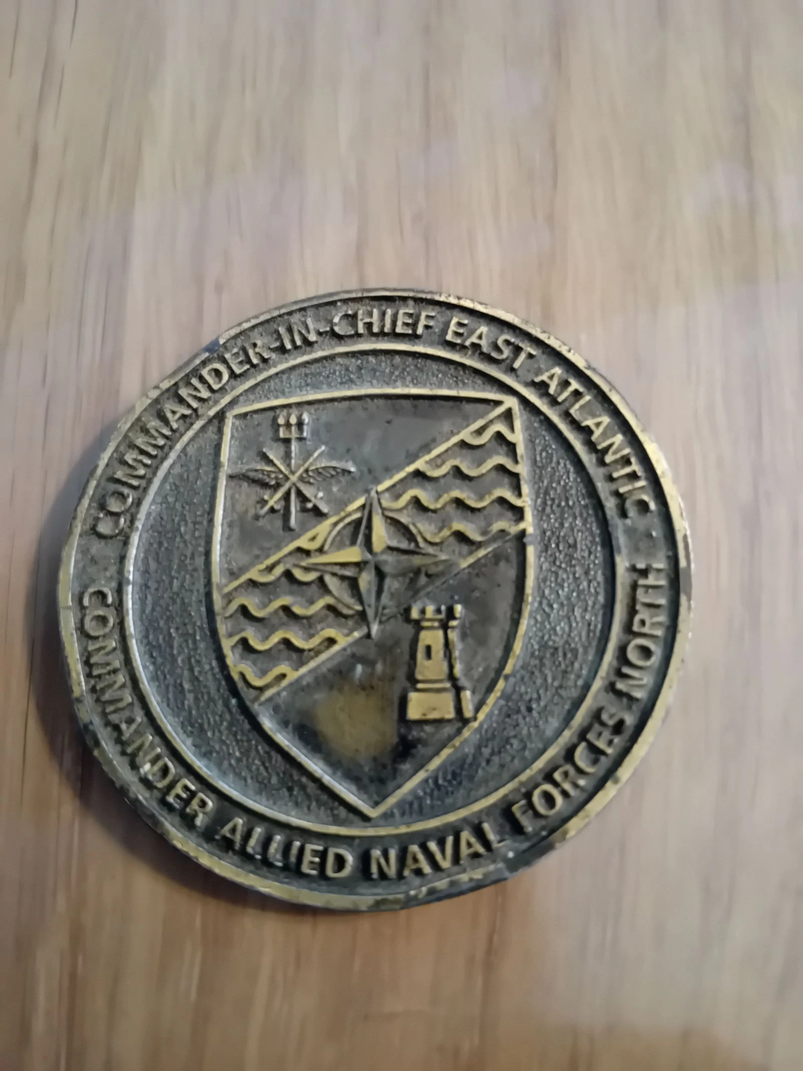Medaille ancienne  commander in chief east Atlantic 